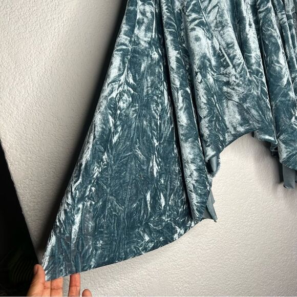 NWOT! Urban Outfitters Silance + Noise Crushed Light Blue Velvet Mini Skirt Sz S - Picture 5 of 8